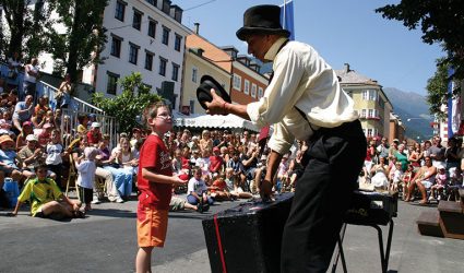 Straßentheater OLALA